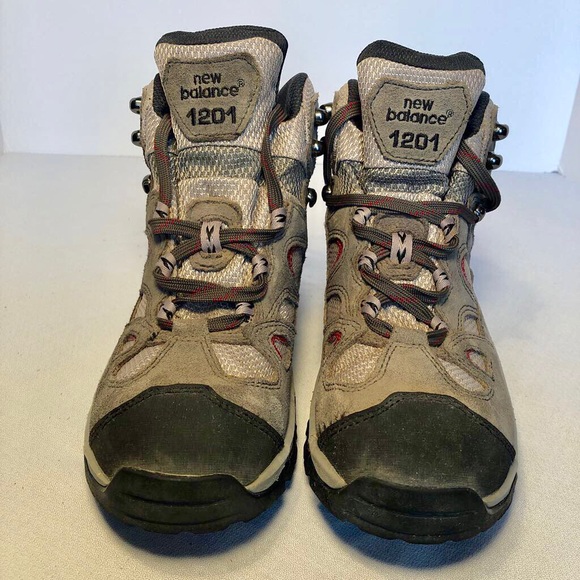 new balance 1201 women's hiking boots